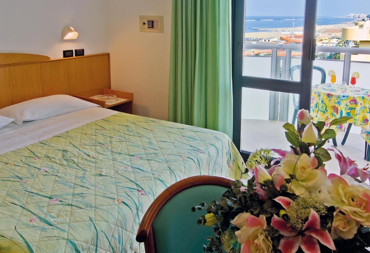 Little Hotel Cesenatico Dış mekan fotoğraf