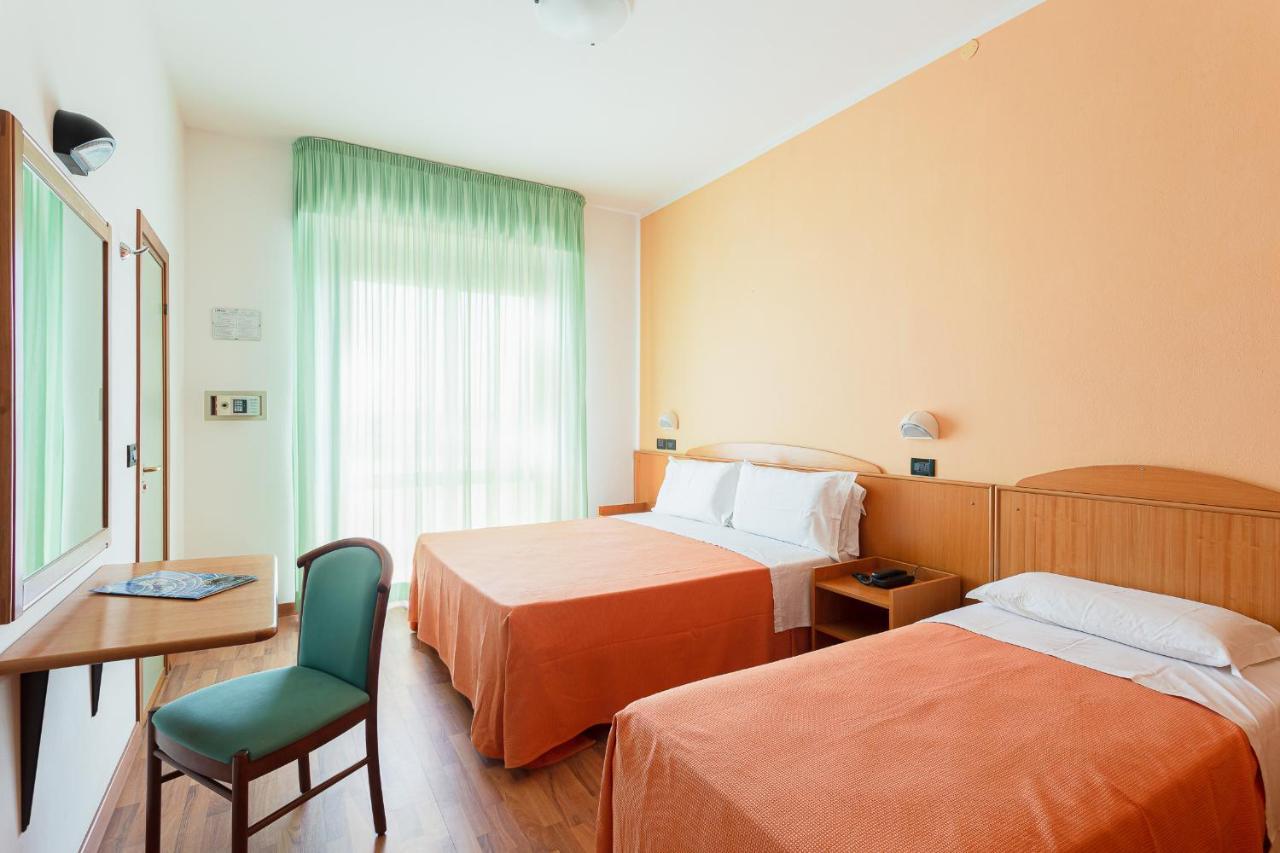 Little Hotel Cesenatico Dış mekan fotoğraf