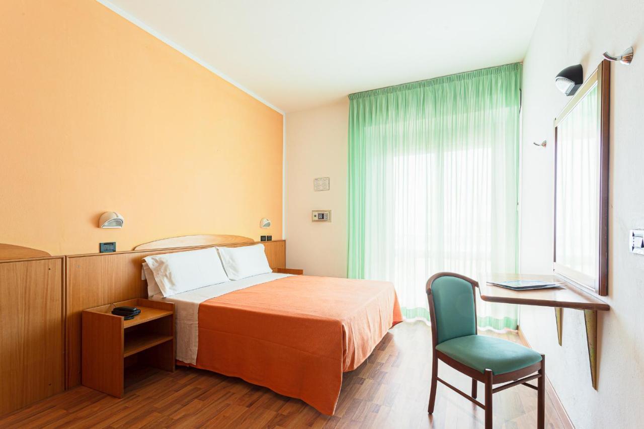 Little Hotel Cesenatico Dış mekan fotoğraf